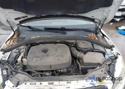 2017 Volvo Xc60 T6 Inscription z USA, uszkodzony, nr VIN YV449MRU7H2009666